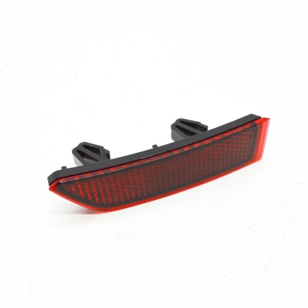 NEW VOLKSWAGEN TIGUAN AD REAR RIGHT BUMPER REFLECTOR 5NA945104A - Image 2