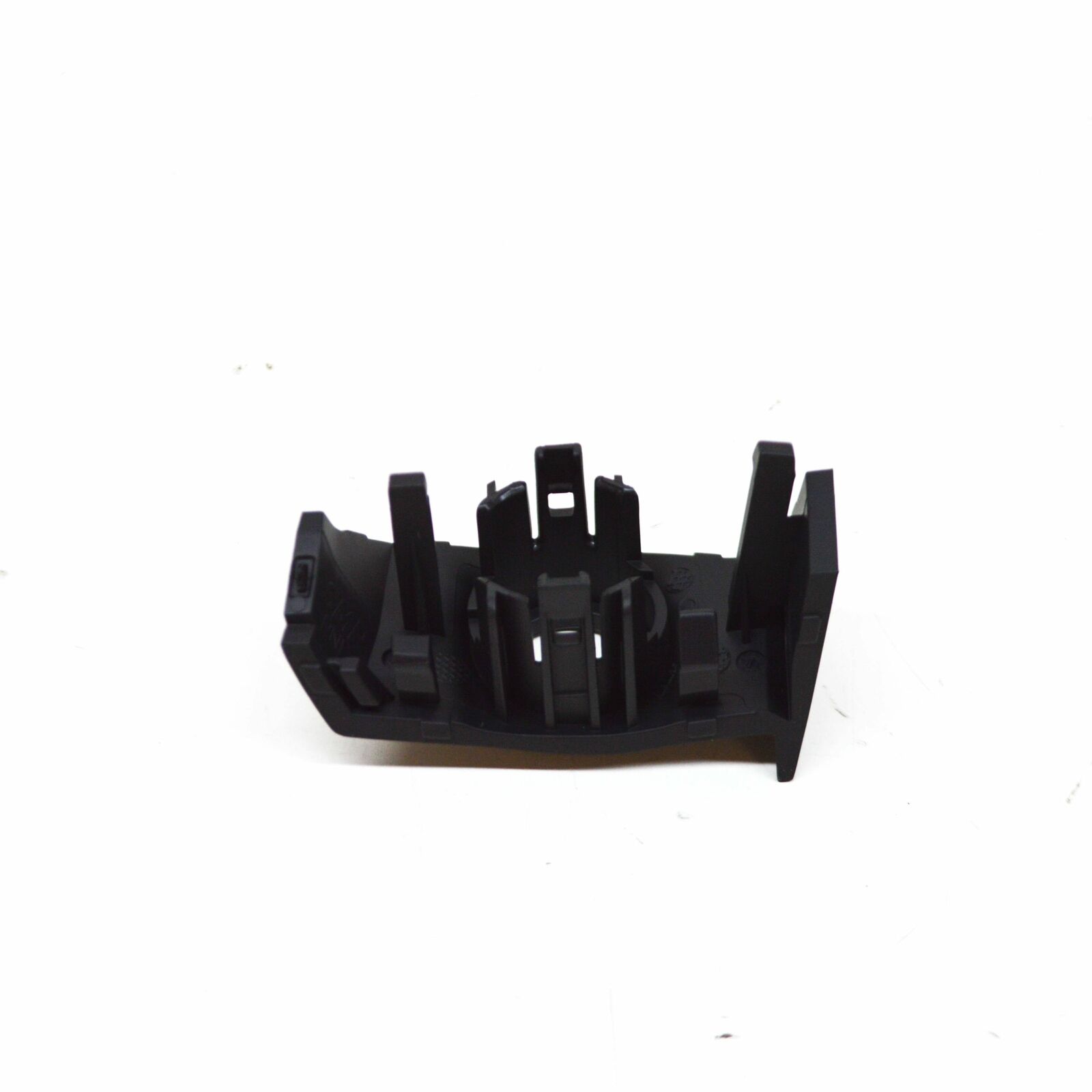 NEW AUDI A5 8W6 CABRIO FRONT BUMPER RIGHT PDC HOLDER 8W6919268A3FZ ORIGINAL 2 NEW AUDI A5 8W6 CABRIO FRONT BUMPER RIGHT PDC HOLDER 8W6919268A3FZ ORIGINAL - Image 2