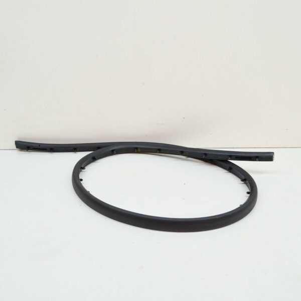 NEW VOLKSWAGEN ID.3 E11 FRONT BONNET HOOD SEAL GASKET 10A823707A - Image 2