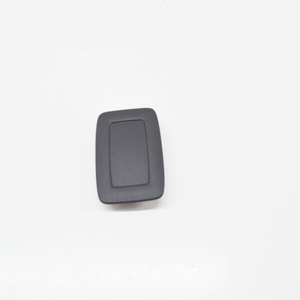 NEW AUDI A3 8V SOUL BLACK REAR SEAT COVER CAP 8V5887301A4PK ORIGINAL - Image 2