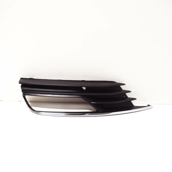 NEW AUDI A3 8V FRONT LEFT FOG LIGHT GRILLE LOWER 8V5807681A9B9 - Image 2