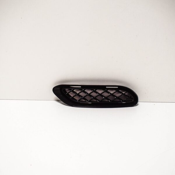 NEW MB SLS AMG C197 FRONT BUMPER LOWER LEFT GRILLE A1978850553 ORIGINAL - Image 2