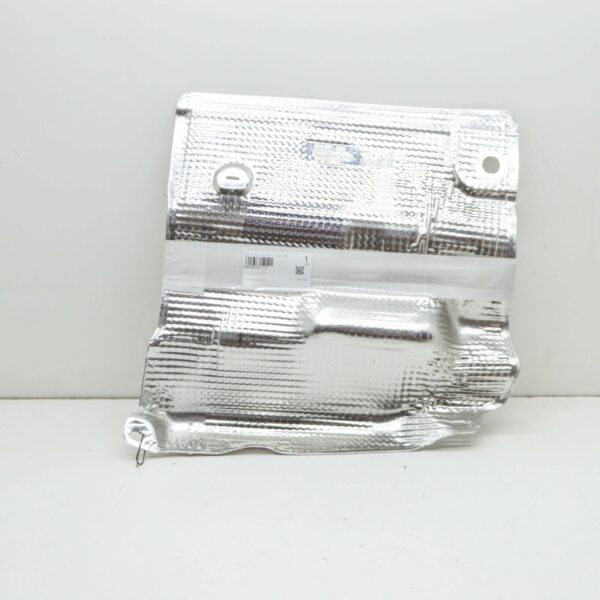 NEW AUDI A4 AVANT B9 EXHAUST RIGHT HEAT PROTECTION 8W0804172 - Image 2