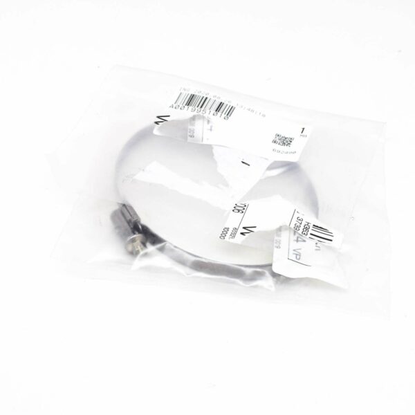 NEW MERCEDES-BENZ ML W164 AIR INTAKE HOSE CLAMP A0019951010 ORIGINAL - Image 2
