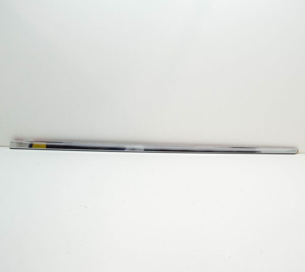 NEW MERCEDES-BENZ EQS V297 FRONT RIGHT DOOR STRIP TRIM A2976901801 ORIGINAL - Image 2
