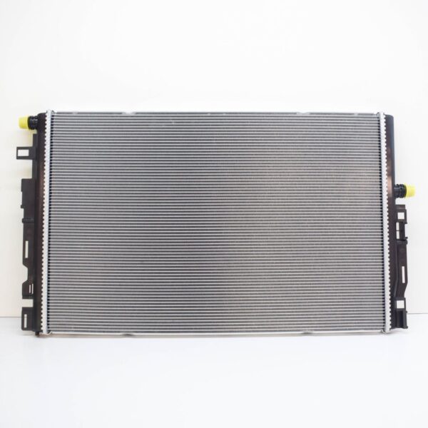NEW MERCEDES-BENZ C-CLASS W205 AMG WATER COOLER RADIATOR A0995005403 - Image 2
