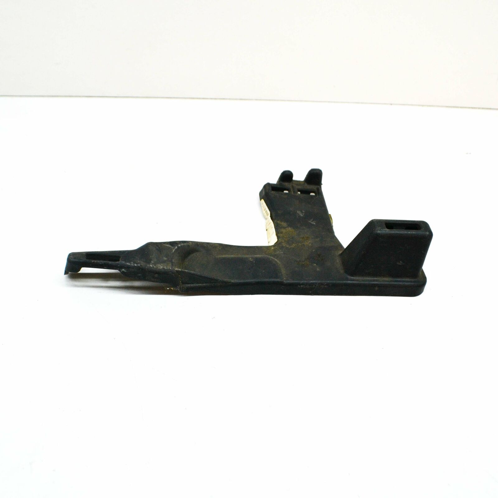 NEW MERCEDES-BENZ E COUPE C207 FRONT RIGHT BUMPER BRACKET A2078851016 ORIGINAL 2 NEW MERCEDES-BENZ E COUPE C207 FRONT RIGHT BUMPER BRACKET A2078851016 ORIGINAL - Image 2
