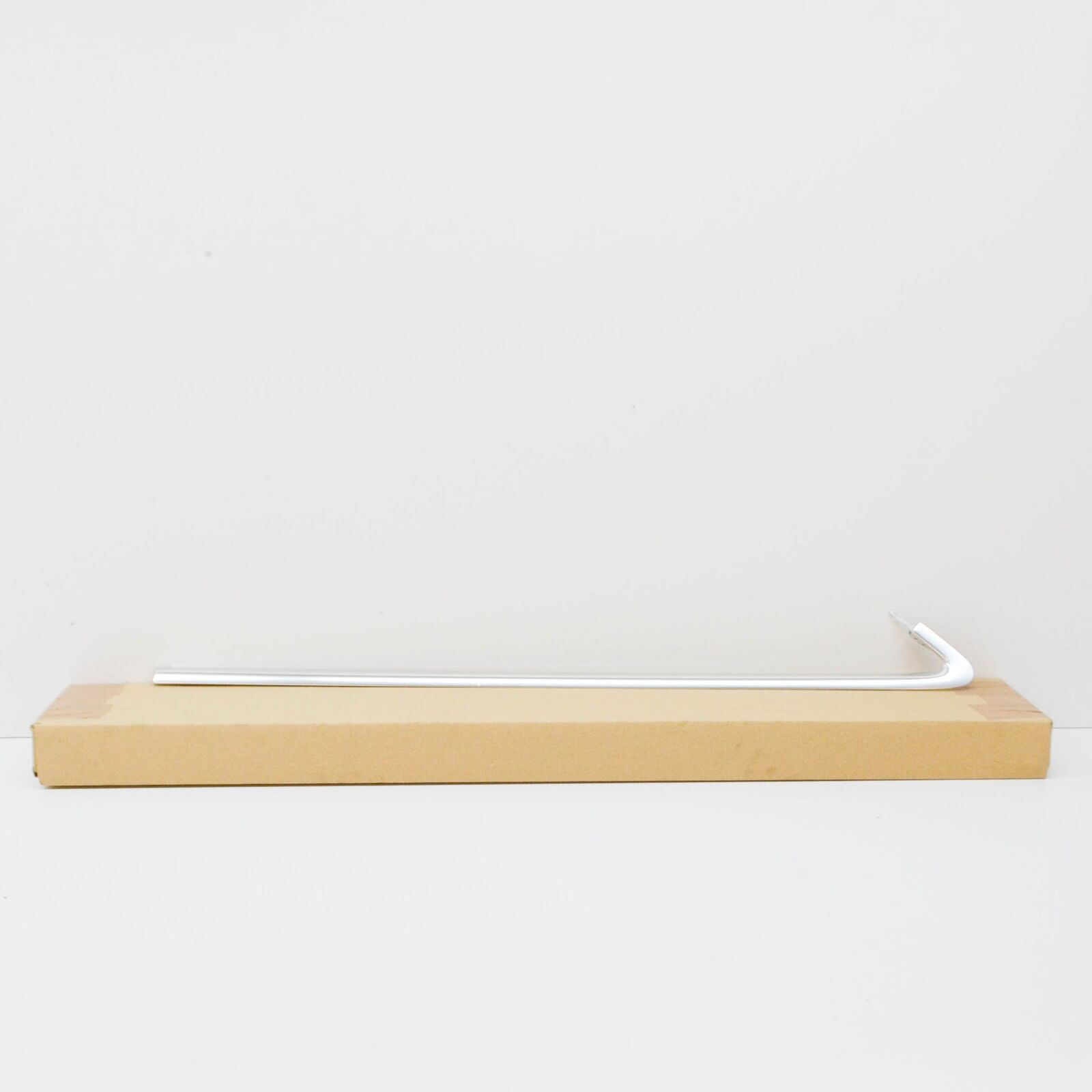 NEW AUDI A5 8T REAR LEFT QUARTER WINDOW TRIM 8T0853345B2ZZ 2 NEW AUDI A5 8T REAR LEFT QUARTER WINDOW TRIM 8T0853345B2ZZ - Image 2