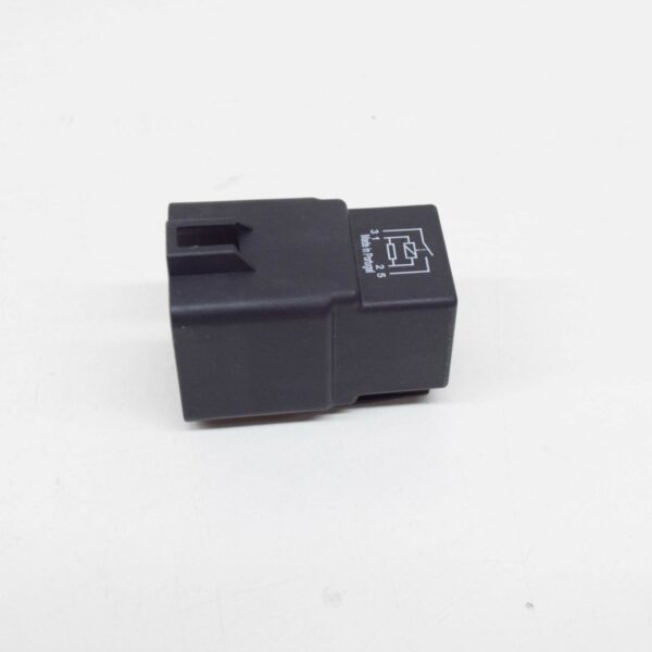 NEW BMW 1 F21 RELAY FOR FAN 61369207913 ORIGINAL - Image 2