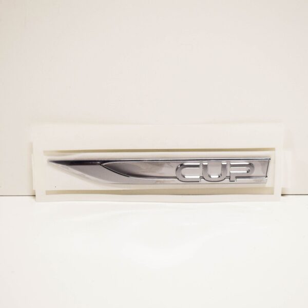 NEW VW GOLF MK7 GTI FRONT WING SIDE EMBLEM LOGO 5G0853688RCMO ORIGINAL - Image 2