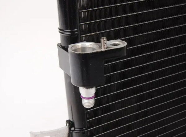 NEW AUDI A4 B8 A/C CONDENSER 8K0260403AF ORIGINAL - Image 2