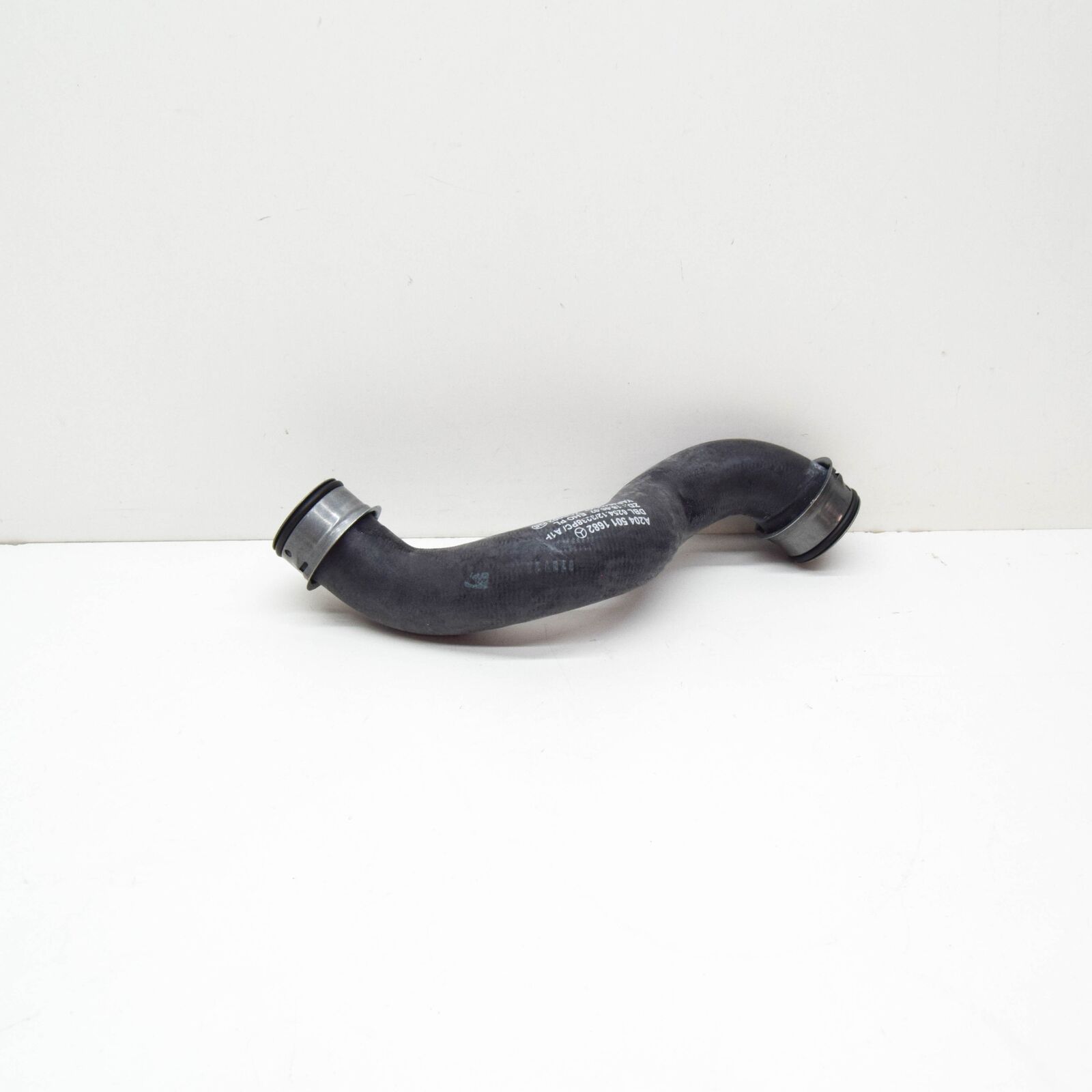 NEW MERCEDES-BENZ C-CLASS W204 RIGHT WATER COOLANT HOSE A2045011682 ORIGINAL 2 NEW MERCEDES-BENZ C-CLASS W204 RIGHT WATER COOLANT HOSE A2045011682 ORIGINAL - Image 2