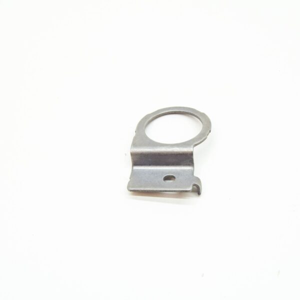 NEW MERCEDES-BENZ E W213 COOLER MOUNT COVER RIGHT BRACKET A2135013201 ORIGINAL - Image 2