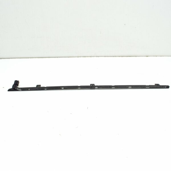 NEW AUDI Q7 4L REAR RIGHT DOOR COURTESY LIGHT FIBRE 4L0919178 - Image 2