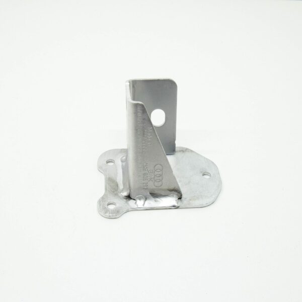NEW AUDI E-TRON SPORTBACK GEA FRONT LOCK CARRIER RIGHT ADAPTER 4KE806392 - Image 2