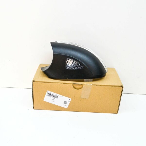 NEW VW GOLF VL 5K1 LEFT SIDE MIRROR TURN SIGNAL INDICATOR 5K0949101A - Image 2