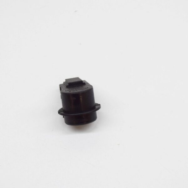 NEW VOLKSWAGEN GOLF MK5 INNER TAIL LIGHT BULB CARRIER 1K6945259 ORIGINAL - Image 2