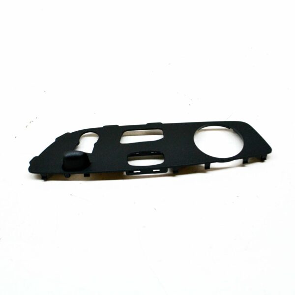 NEW VW TOUAREG 7P FRONT LEFT SEAT SWITCH BEZEL 7P6882515C9B9 ORIGINAL - Image 2