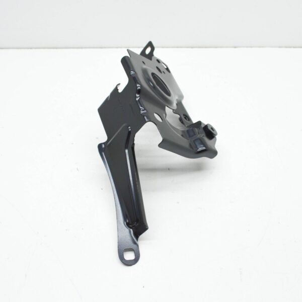 NEW BMW M4 COUPE G82 FRONT RIGHT FENDER HOLDER 41008082032 8082032 - Image 2