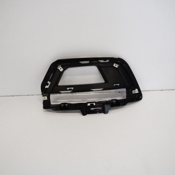 NEW MERCEDES BENZ C W204 FRONT RIGHT GRILLE A2048850924 ORIGINAL - Image 2