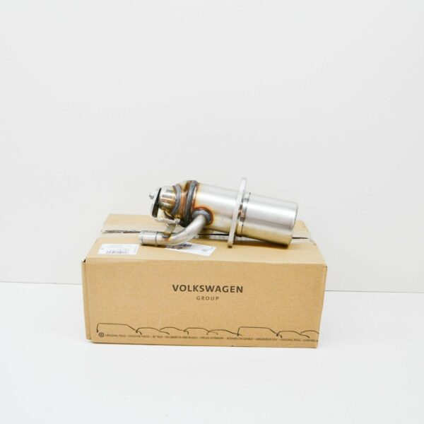 NEW AUDI A4 B8 EXHAUST RECUPERATION COOLER 04L131513B ORIGINAL - Image 2