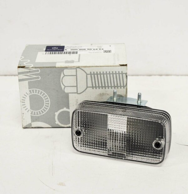 NEW MB G W463 AMG REAR RIGHT REVERSING LIGHT A0009065004 64 ORIGINAL - Image 2
