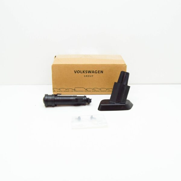 NEW VW TOUAREG 7P RIGHT HEADLIGHT CLEANING SYSTEM REPAIR SET 7P6998104 ORIGINAL - Image 2