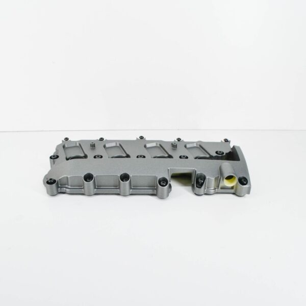NEW AUDI R8 42 RIGHT SIDE CYLINDER HEAD COVER 079103472AH ORIGINAL - Image 2