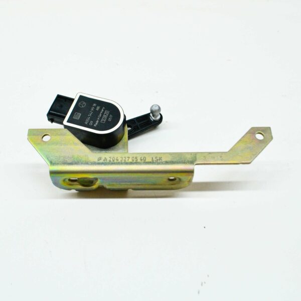 NEW MERCEDES-BENZ C W204 FRONT LEFT HEADLIGHT LEVEL SENSOR A2073200189 ORIGINAL - Image 2