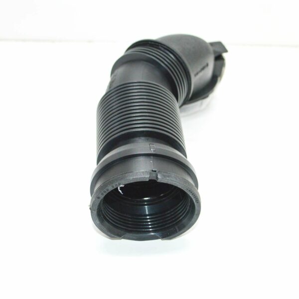 NEW AUDI A3 8P AIR INTAKE PIPE 06F129627G - Image 2