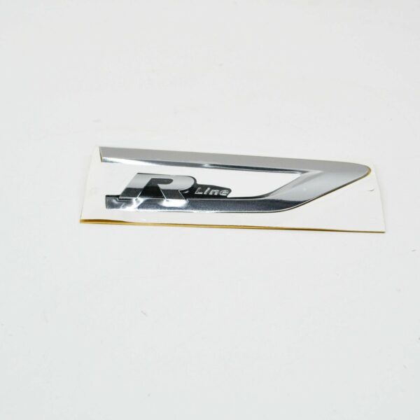 NEW VW TIGUAN AD MK2 FRONT RIGHT FENDER BADGE 'R-LINE' 5NA853688BDPJ - Image 2