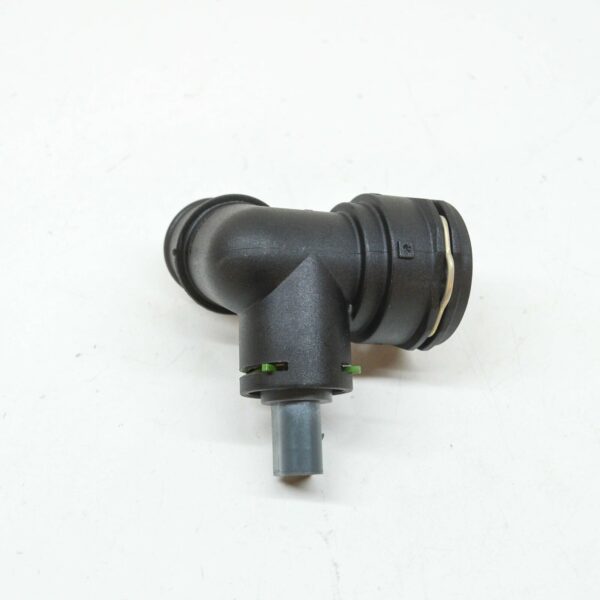 NEW AUDI A3 8V COOLING SYSTEM QUICK ACTING COUPLING 5Q0122291AK - Image 3