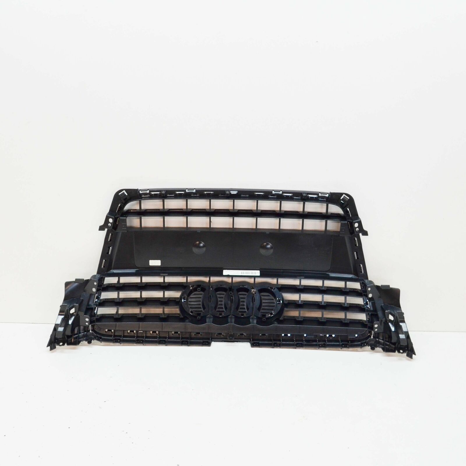 NEW AUDI A4 B8 FRONT BUMPER RADIATOR GRILLE 8K08536511QP 3 NEW AUDI A4 B8 FRONT BUMPER RADIATOR GRILLE 8K08536511QP - Image 3