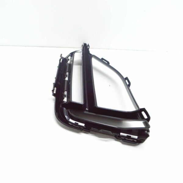 NEW VOLKSWAGEN GOLF MK7 FRONT LEFT OUTER GRILLE 5G0853665R041 - Image 3