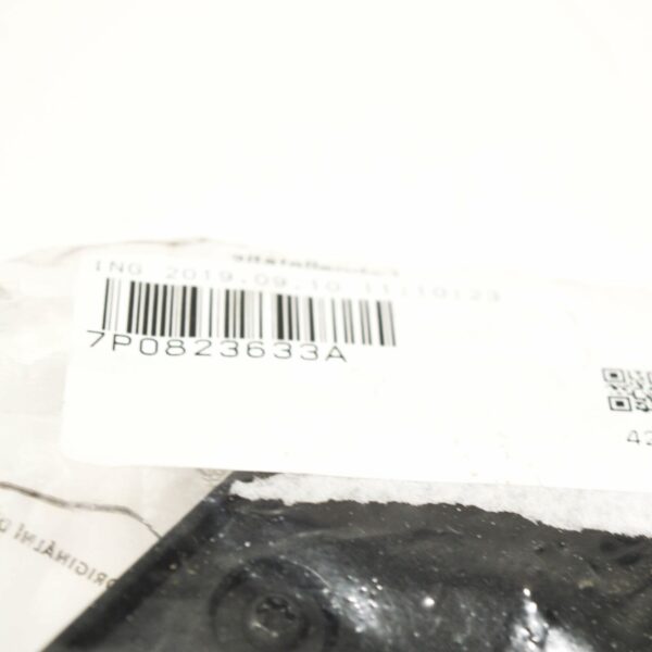 NEW VW TOUAREG 2011-2016 RHD BONNET RELEASE HANDLE BRACKET 7P0823633A - Image 3