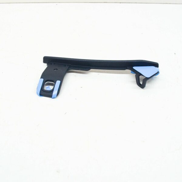 NEW AUDI A4 AVANT B9 REAR RIGHT WHEEL MUD GUARD BRACKET 8W0853828B - Image 3