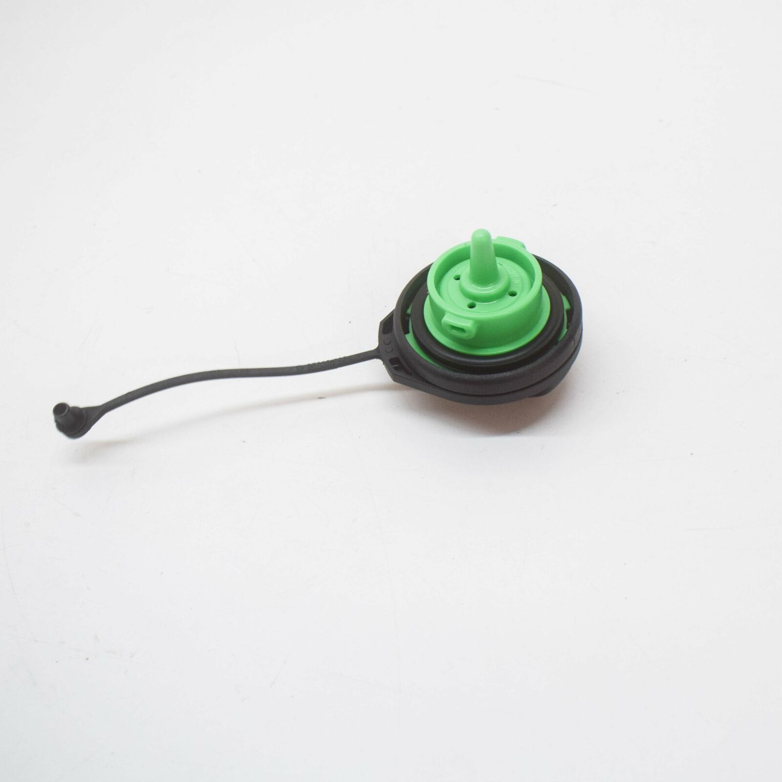 NEW AUDI A4 B8 FUEL TANK FILLER CAP 8K0201550N 2014 3 NEW AUDI A4 B8 FUEL TANK FILLER CAP 8K0201550N 2014 - Image 3