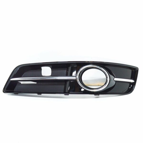 NEW AUDI A3 S3 8P FRONT LEFT FOG LIGHT GRILLE 8P0807681AET94 - Image 3
