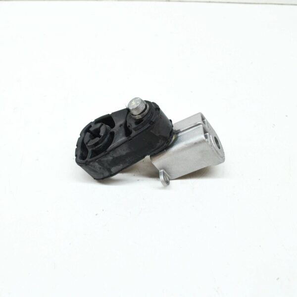 NEW AUDI A4 AVANT B9 REAR EXHAUST HANGER BRACKET 8W0253144M - Image 3