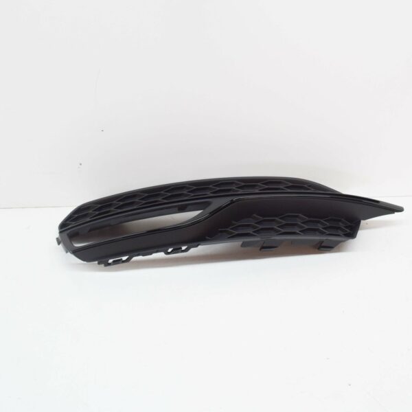 NEW AUDI A3 8PA FRONT BUMPER LEFT SIDE GRILLE 8V3807681G 9B9 2013 - Image 3