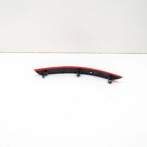 NEW AUDI A3 8V REAR BUMPER LEFT REFLECTOR 8V5945105A - Image 3