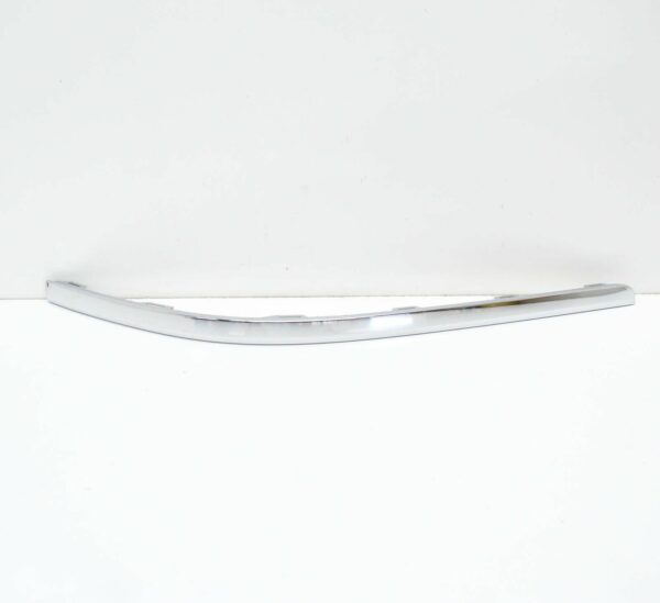 NEW VW PASSAT B8 REAR LEFT BUMPER MOLDING CHROME 5618074592ZZ - Image 3