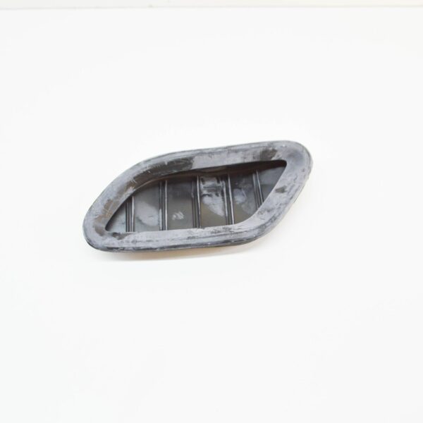 NEW BMW 3 E90 SEAL FOR RIGHT HOOD GRILL 51768041988 - Image 3