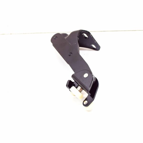 NEW VW CADDY 2K RIGHT SLIDING DOOR LOWER ROLLER GUIDE 2K0843398B - Image 3