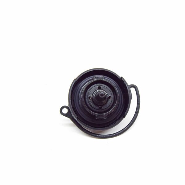 NEW AUDI TT 8J FUEL TANK GAS CAP WITH RETAINING STRAP 8J0201550M - Image 3