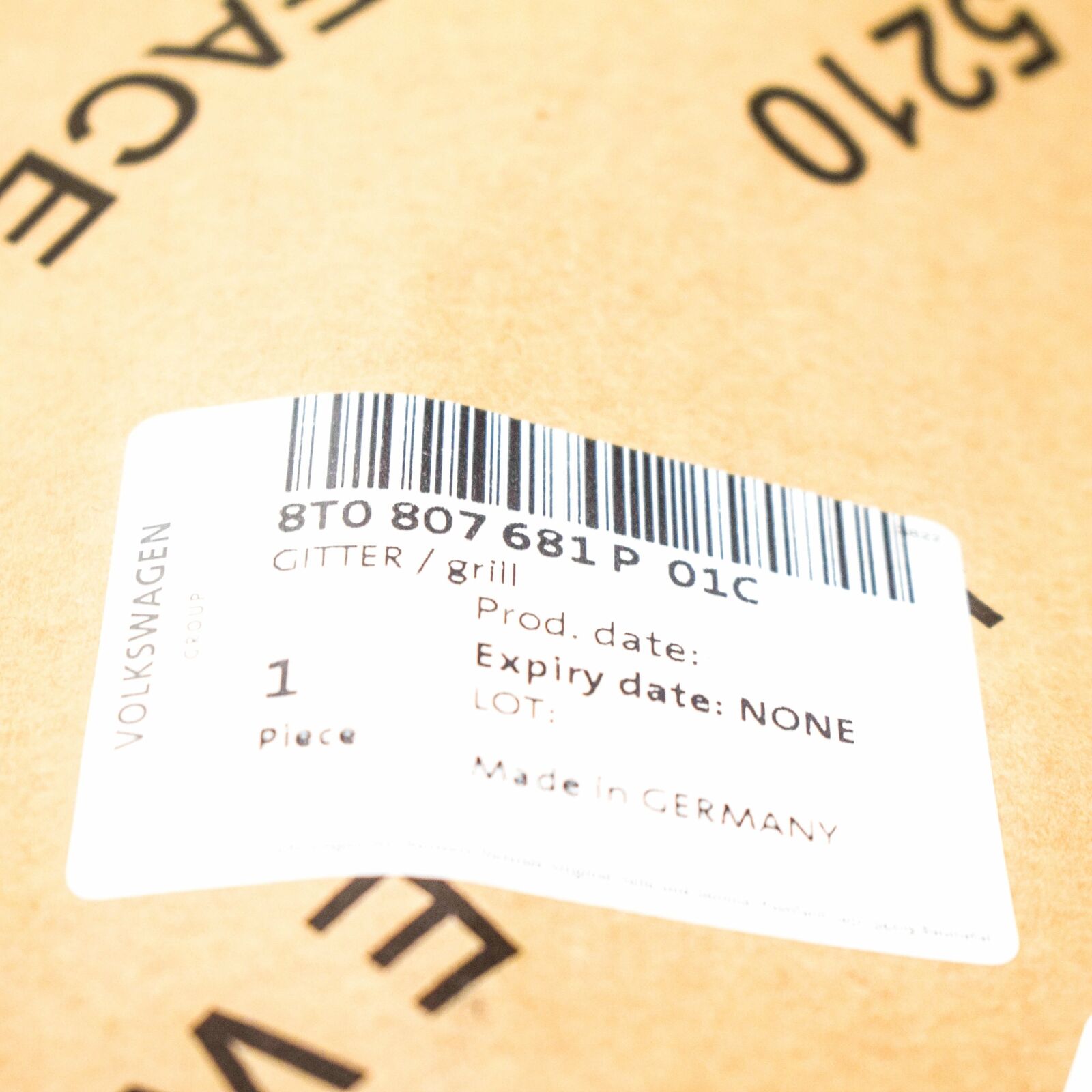 NEW AUDI A5 8T LEFT FOG LIGHT GRILLE 8T0807681P01C 8T0807681P 3 NEW AUDI A5 8T LEFT FOG LIGHT GRILLE 8T0807681P01C 8T0807681P - Image 3