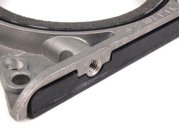 NEW AUDI A4 B5 REAR CRANKSHAFT SEALING FLANGE 028103171B - Image 3