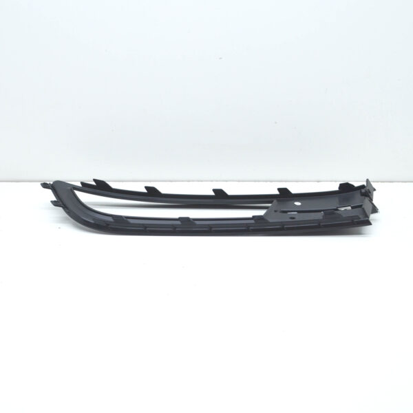 NEW VOLKSWAGEN PASSAT B8 3G2 FRONT RIGHT BUMPER GRILLE 3G08546629B9 - Image 3