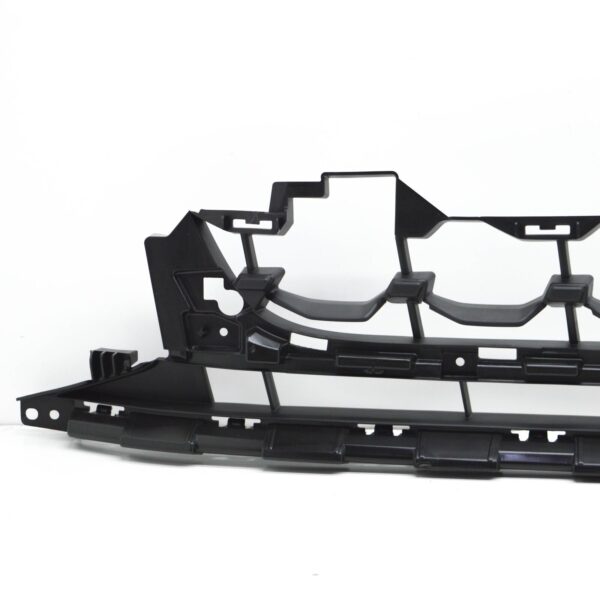 NEW AUDI A3 8Y FRONT BUMPER LOWER CENTER GRILLE 8Y0807647C9B9 - Image 3