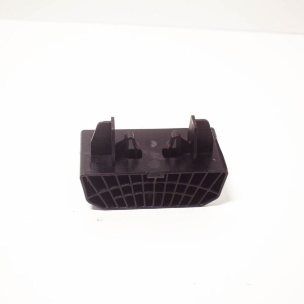 NEW VOLVO XC90 MK2 AIR GUIDE BRACKET 31455017 - Image 3